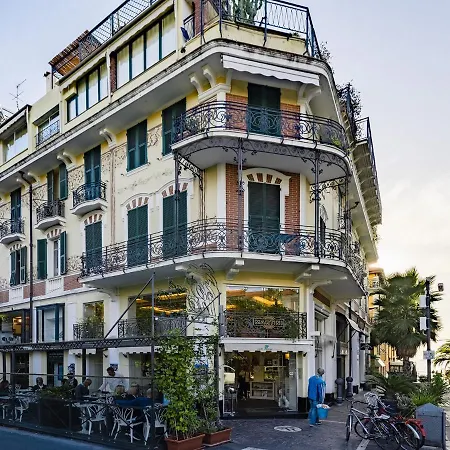 Casa Bellissima - Elegant And Modern With Open View Apartment
